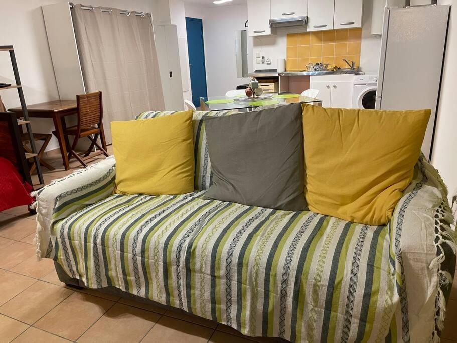 Immense Studio 51 Jusqu'A 4 Personnes Avec Vue Mer Σαιν-Ντενί Εξωτερικό φωτογραφία